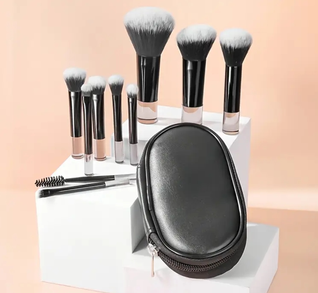 10PC Travel Brush Kit in Black